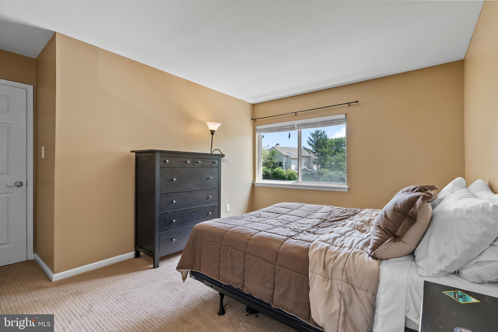 1142 Golden Pond Ct