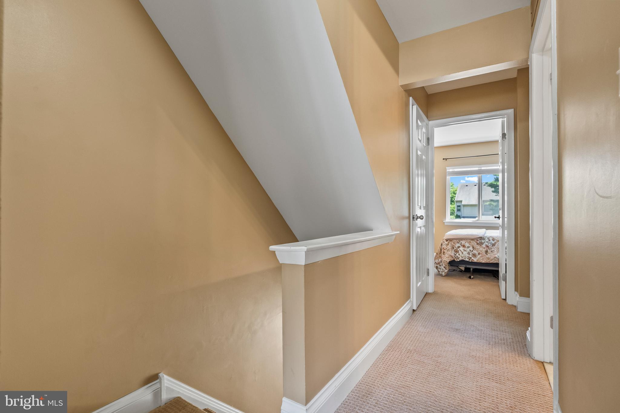 1142 Golden Pond Ct