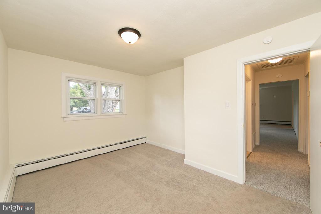 5 S WARWICK ROAD
