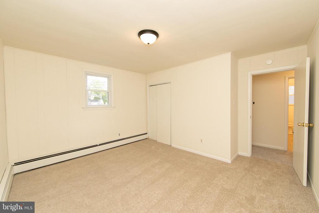 5 S WARWICK ROAD