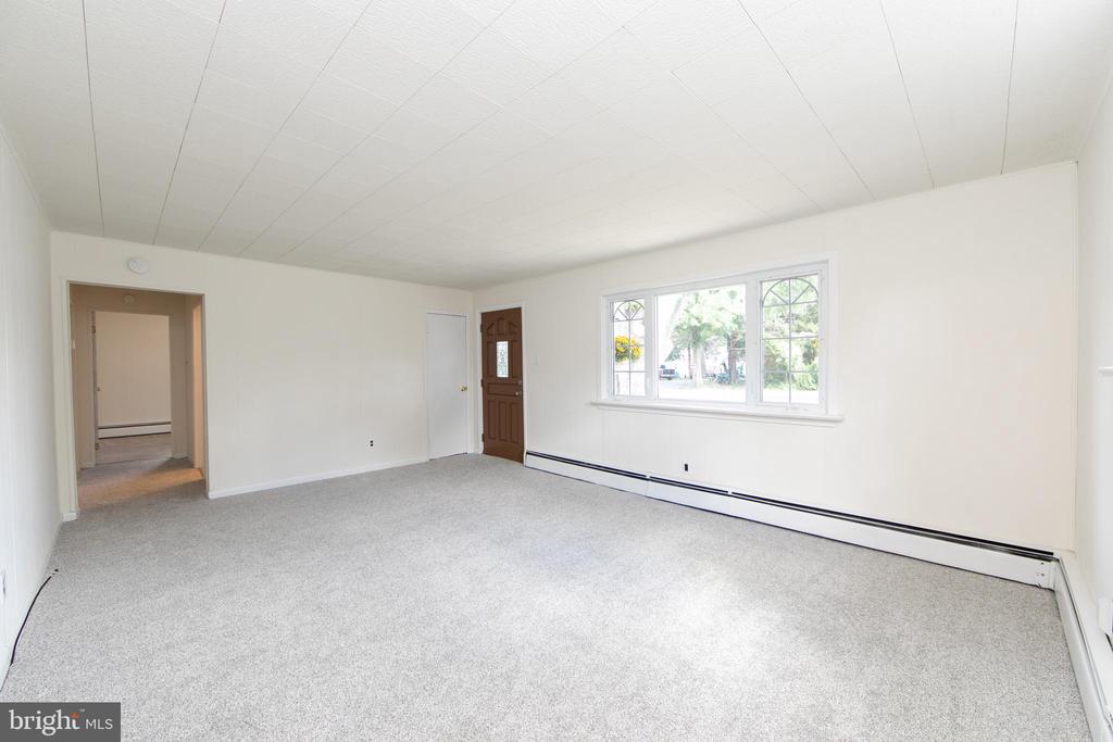 5 S WARWICK ROAD