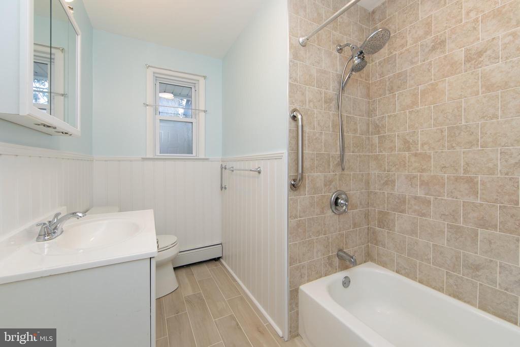 5 S WARWICK ROAD