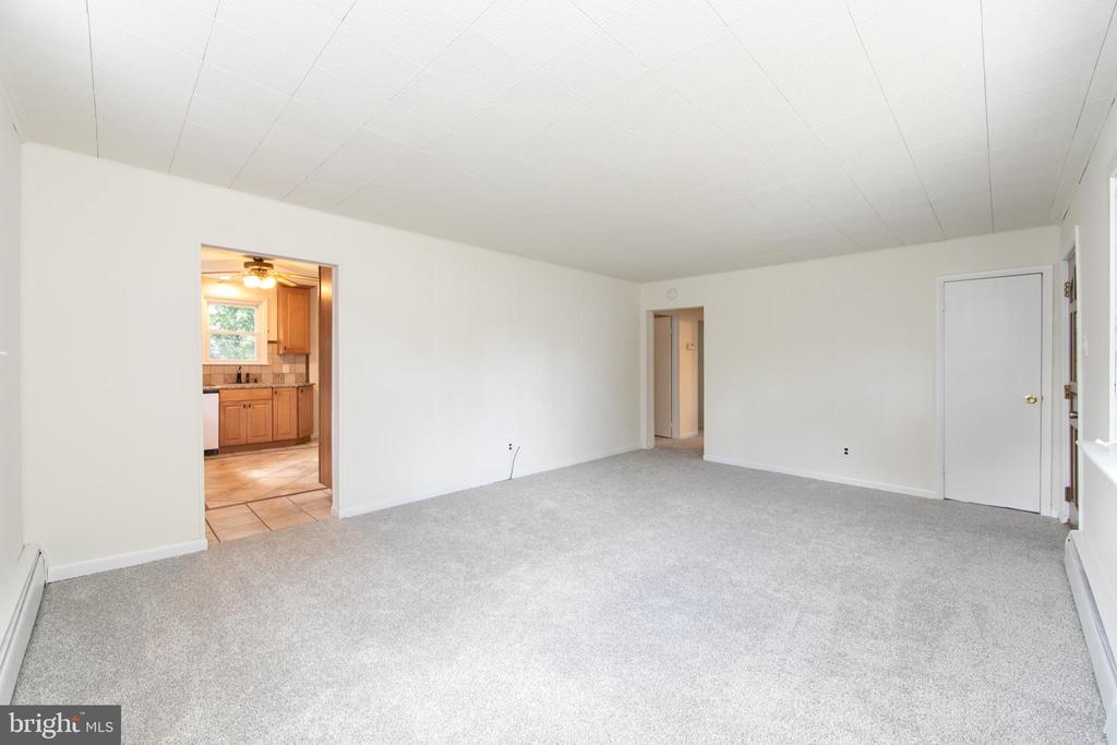 5 S WARWICK ROAD