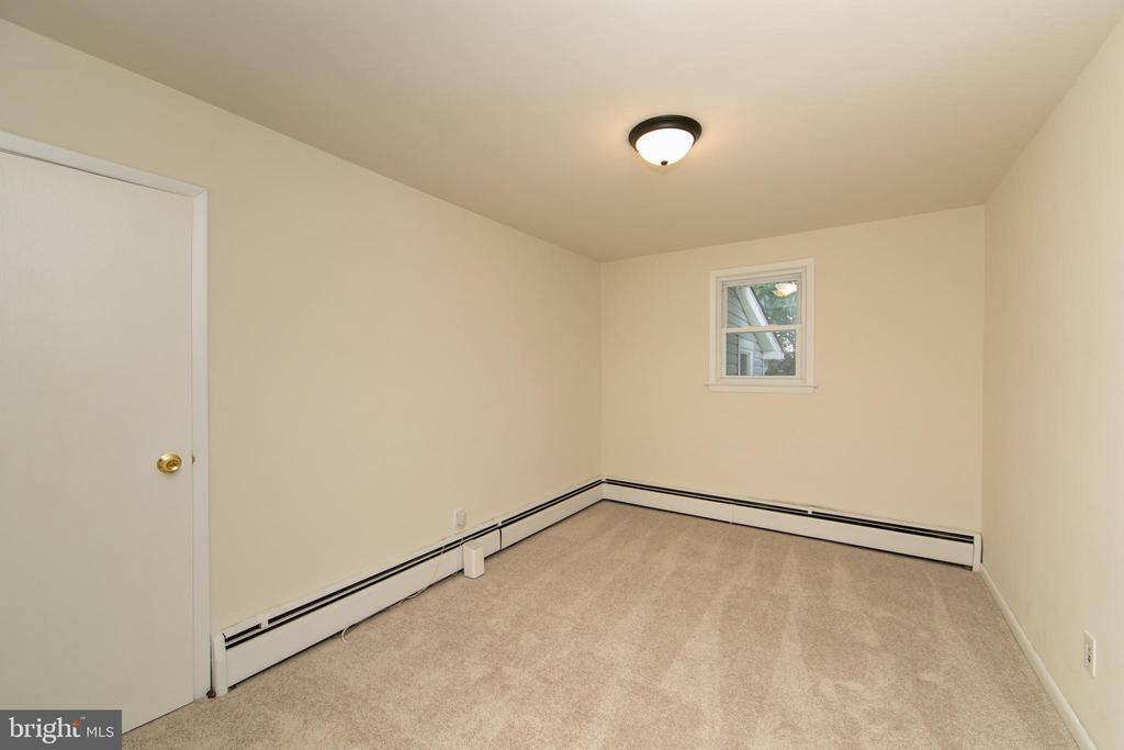5 S WARWICK ROAD
