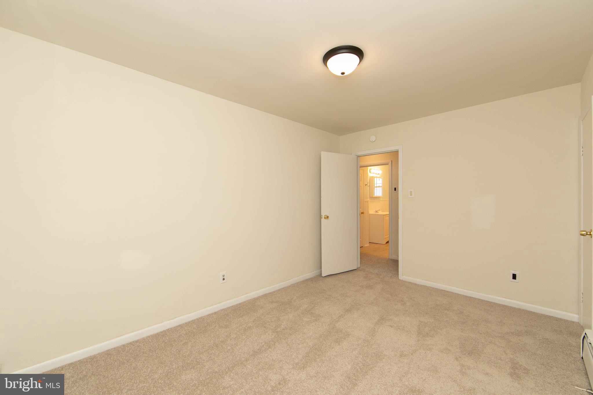 5 S WARWICK ROAD