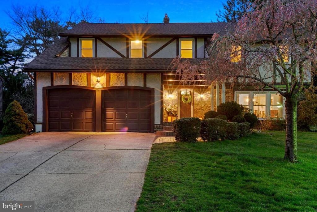 1368 BUNKER HILL DRIVE