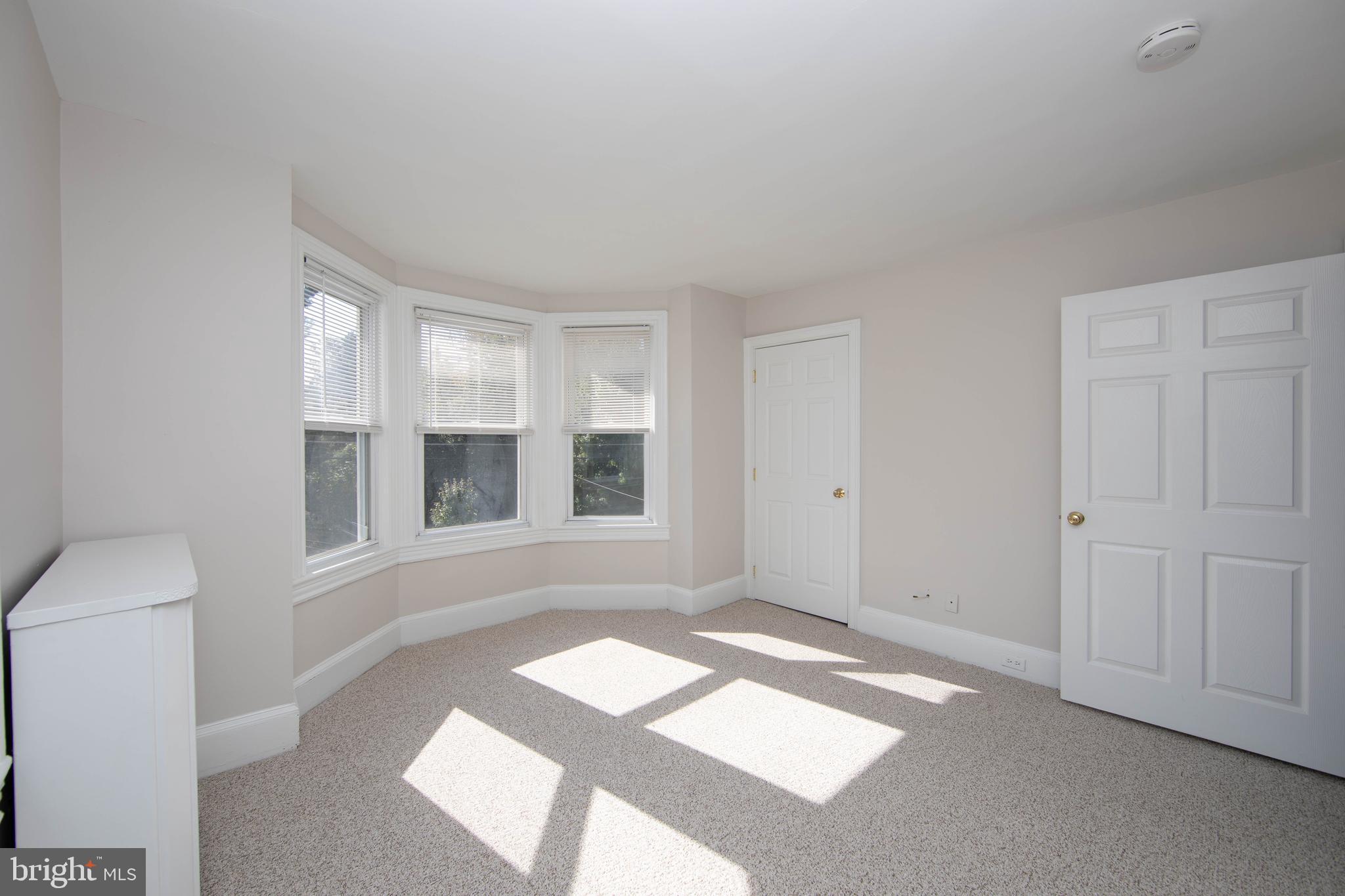 911 ELDRIDGE AVENUE B