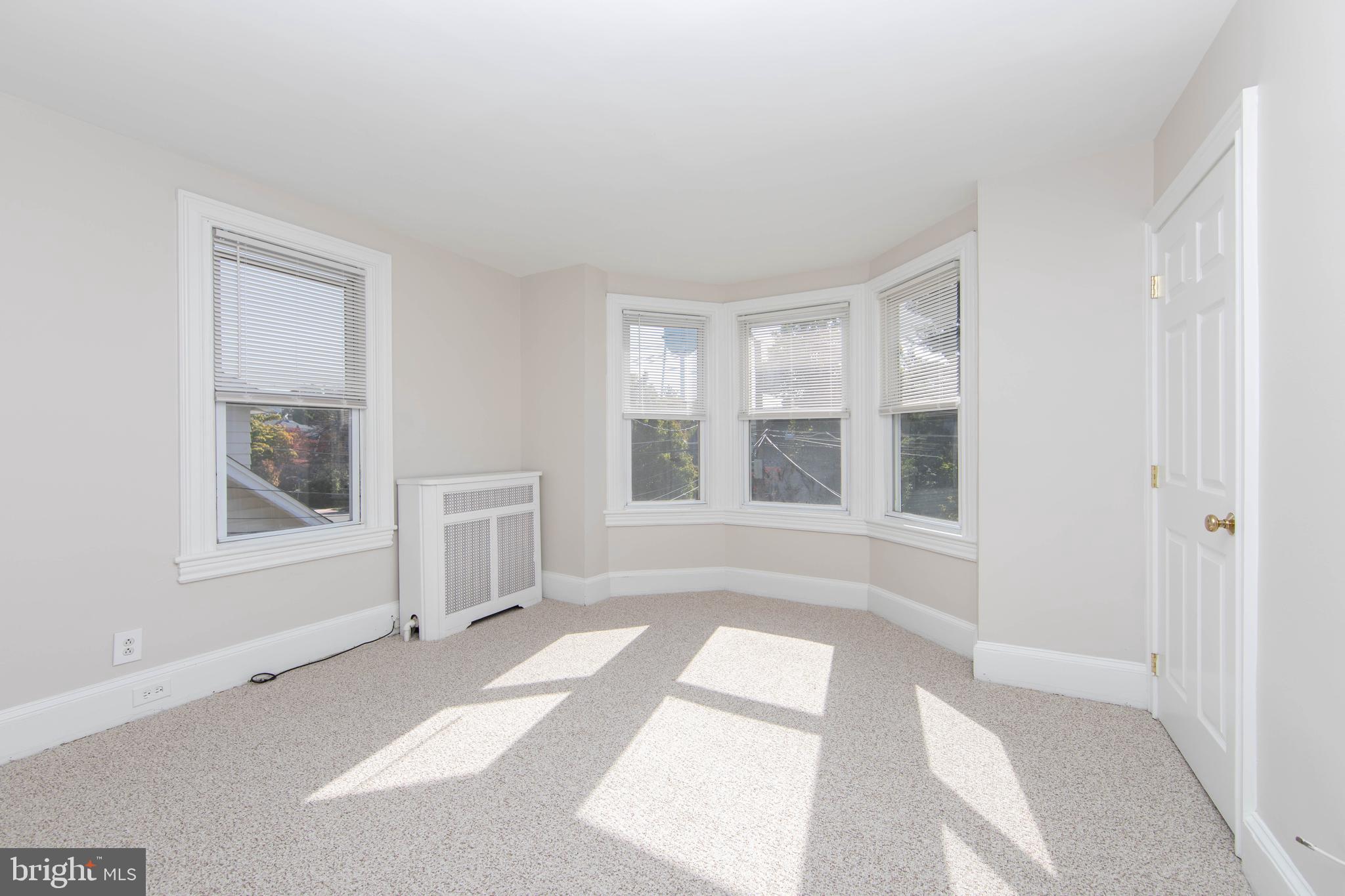 911 ELDRIDGE AVENUE B