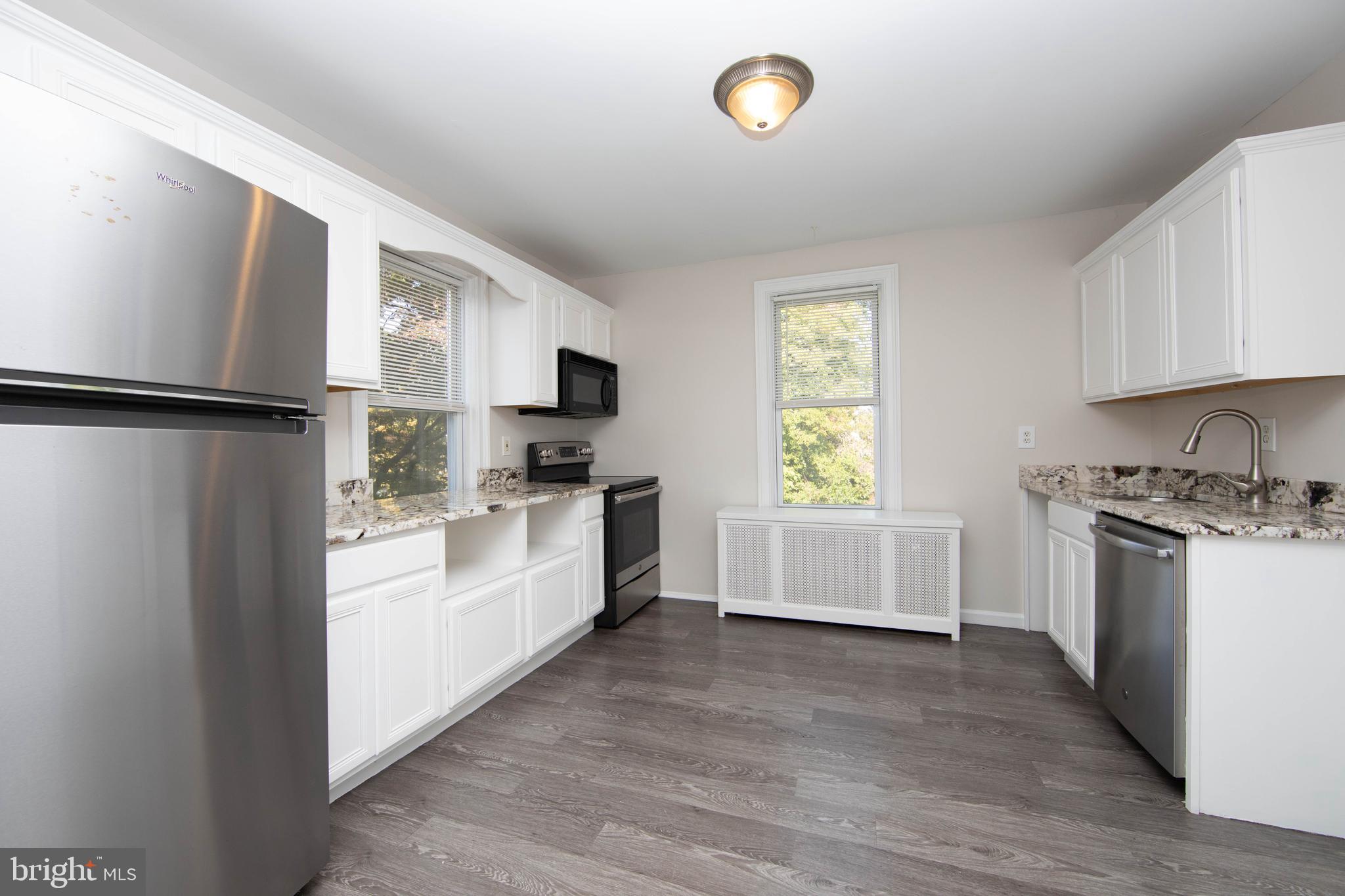 911 ELDRIDGE AVENUE B