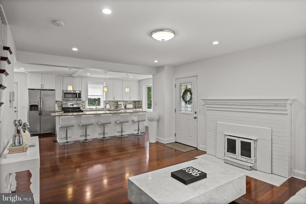 18 E Ormond Ave