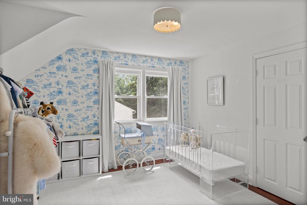 18 E Ormond Ave