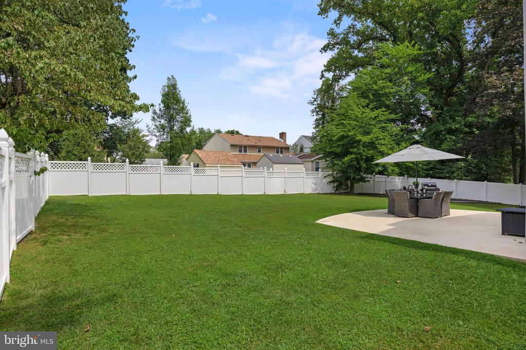 18 E Ormond Ave