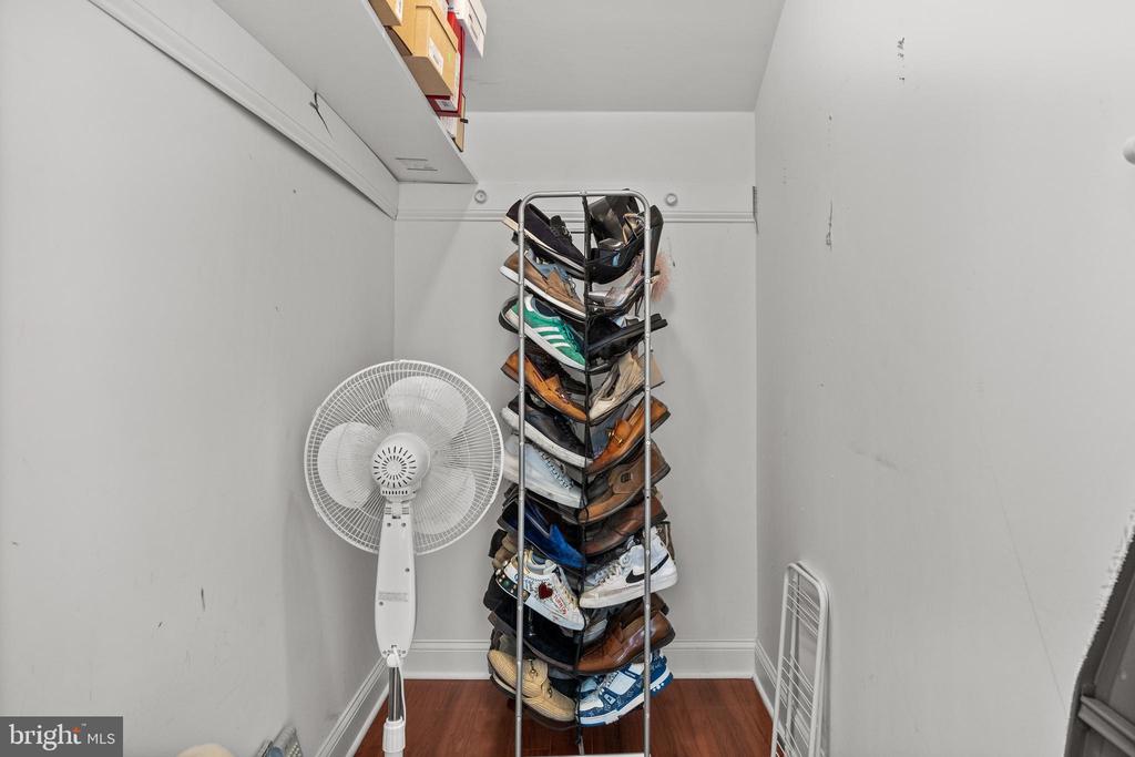 18 E Ormond Ave
