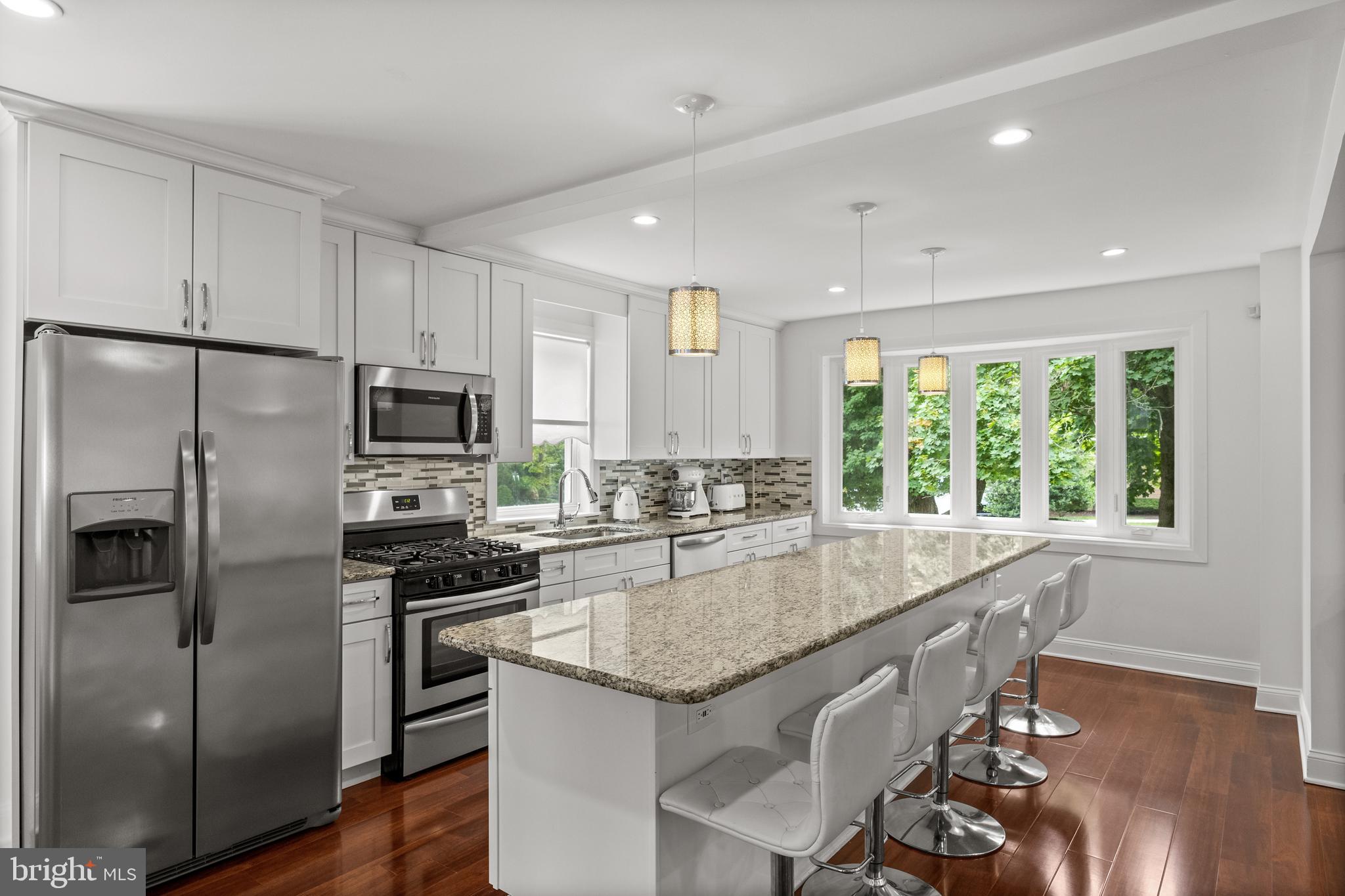 18 E Ormond Ave