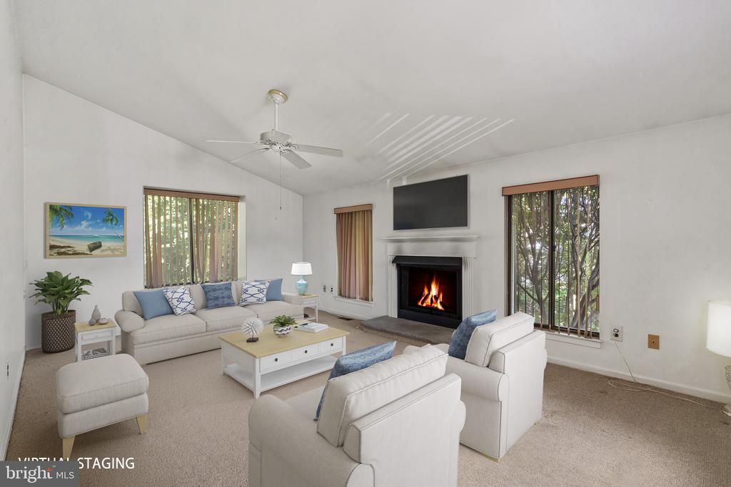 122 AVIGNON WAY 122