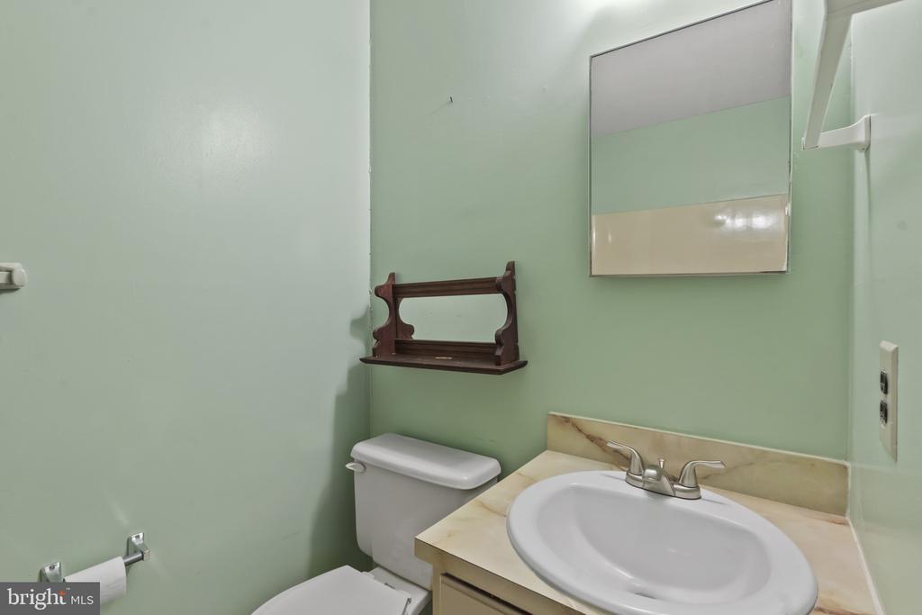 122 AVIGNON WAY 122