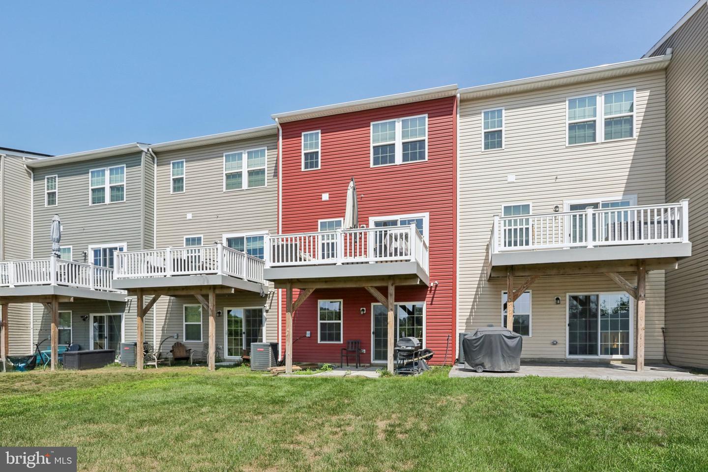 286 Freedom Way