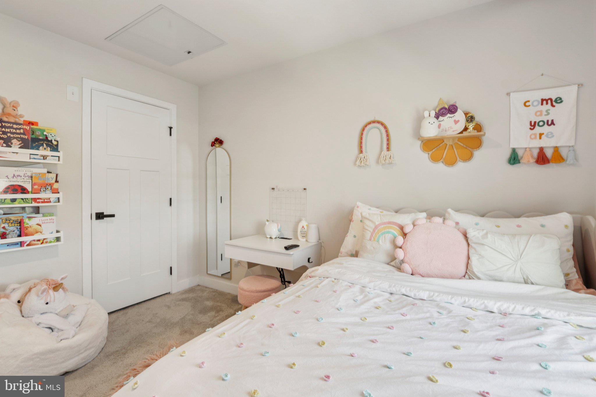 286 Freedom Way