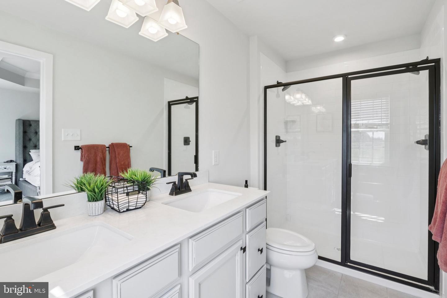 286 Freedom Way