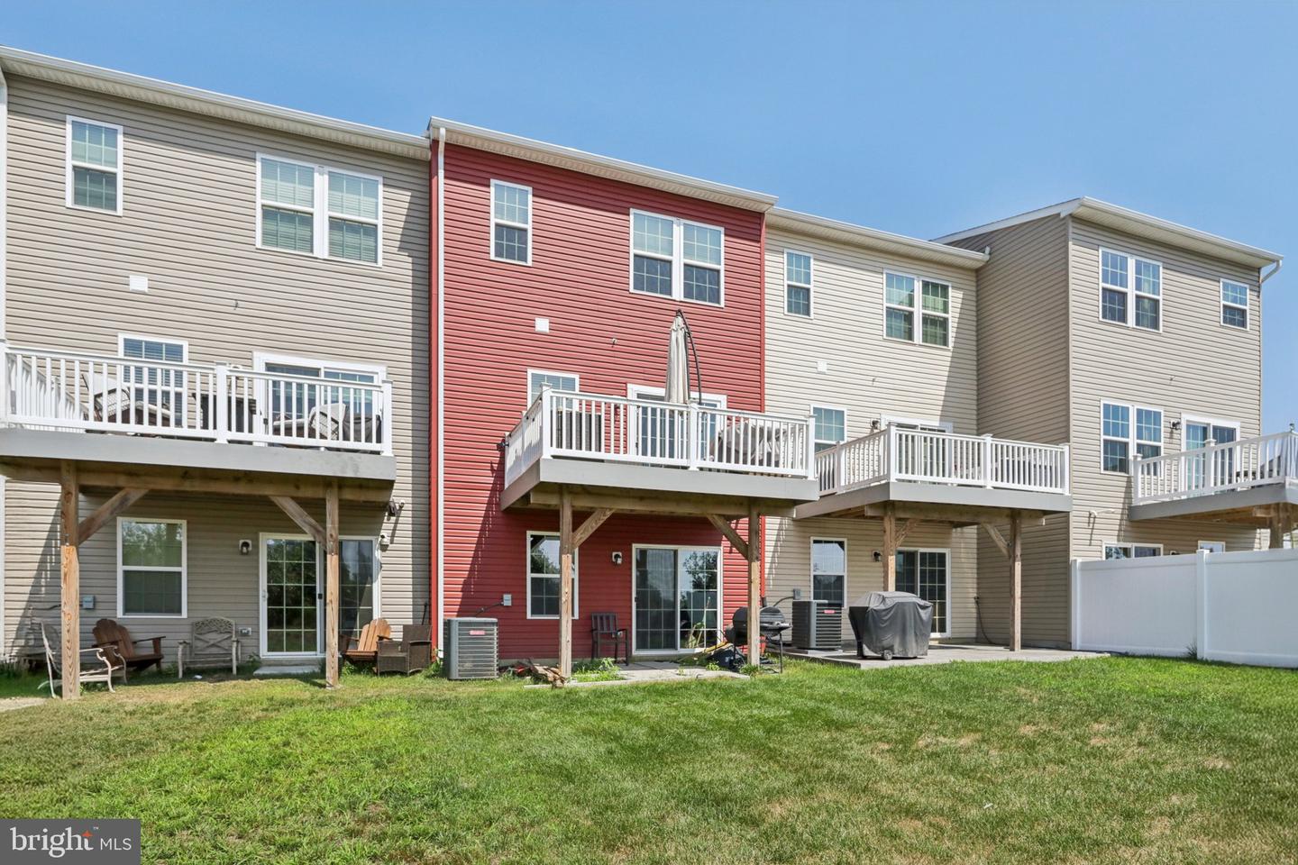 286 Freedom Way