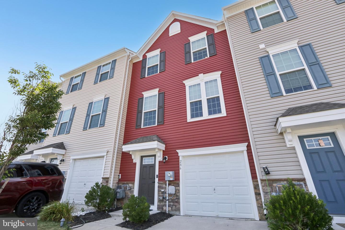 286 Freedom Way