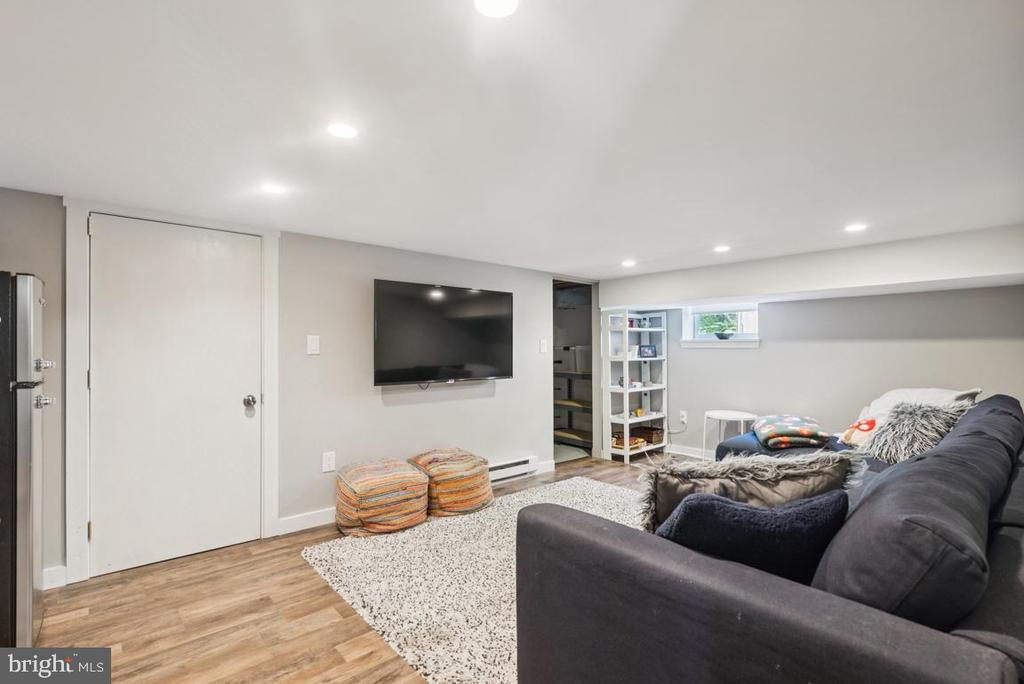44 EVERGREEN LANE