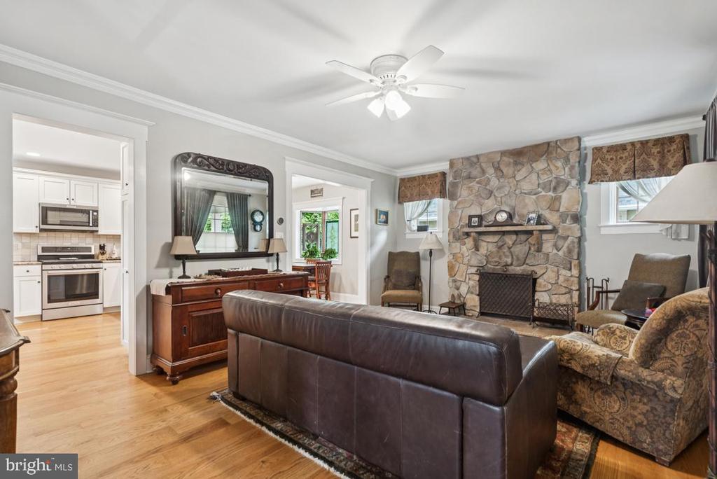 44 EVERGREEN LANE