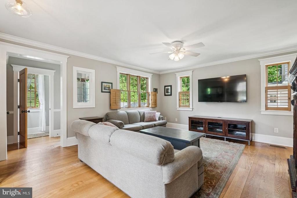 44 EVERGREEN LANE