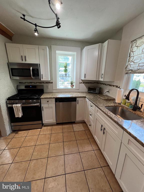 45 N LOGAN AVENUE