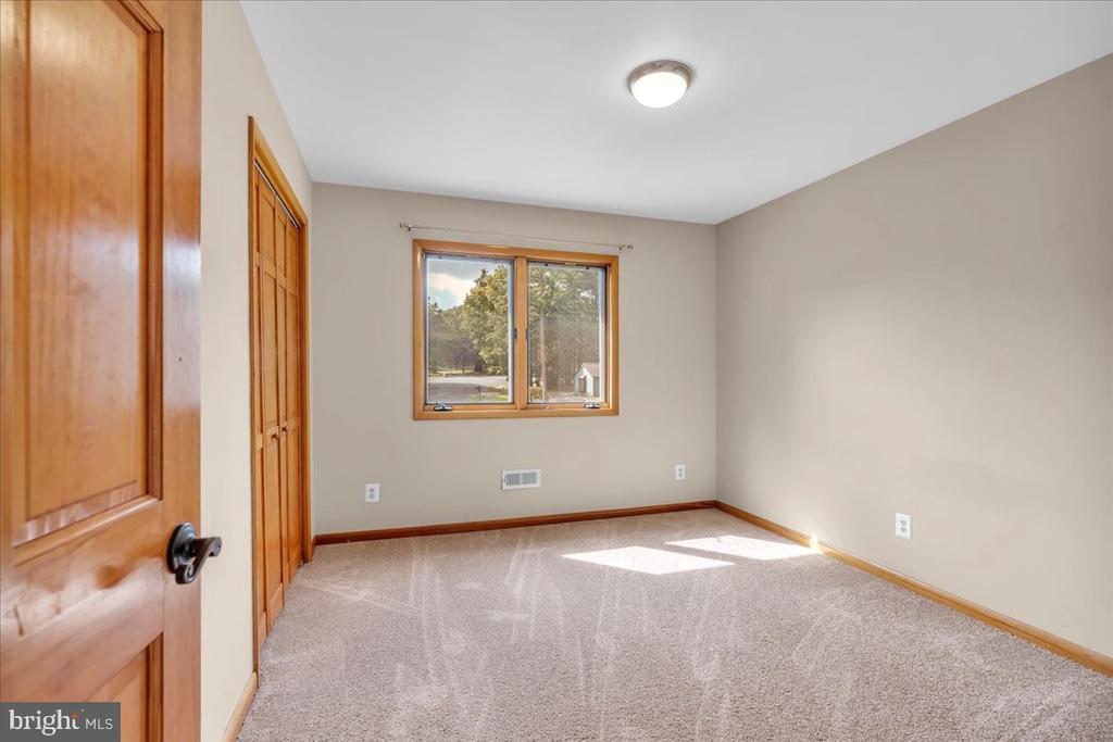 8 KIMBERLY COURT