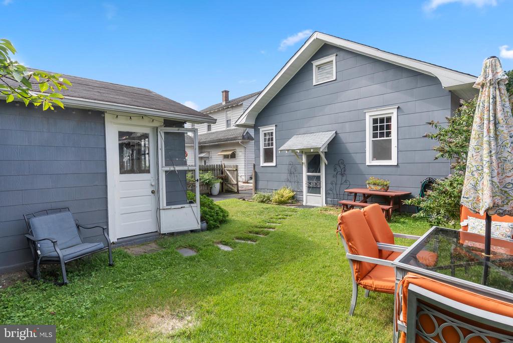 743 WILLITTS AVENUE
