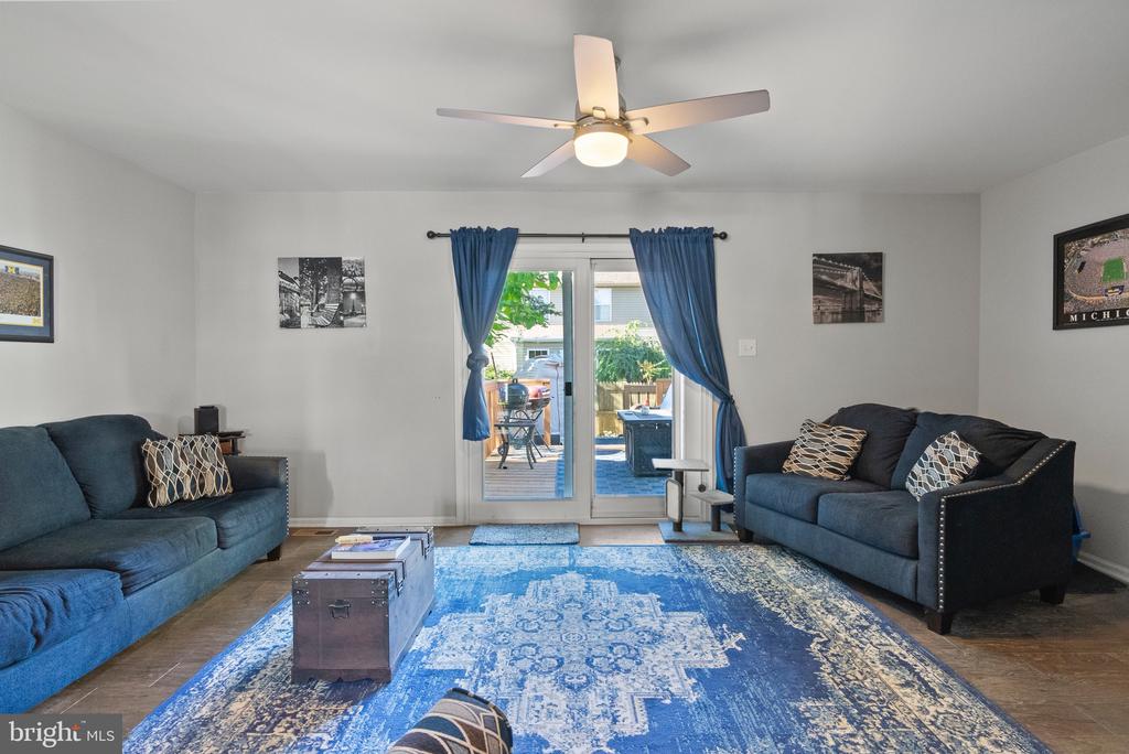 2297 MEMORIAL COURT