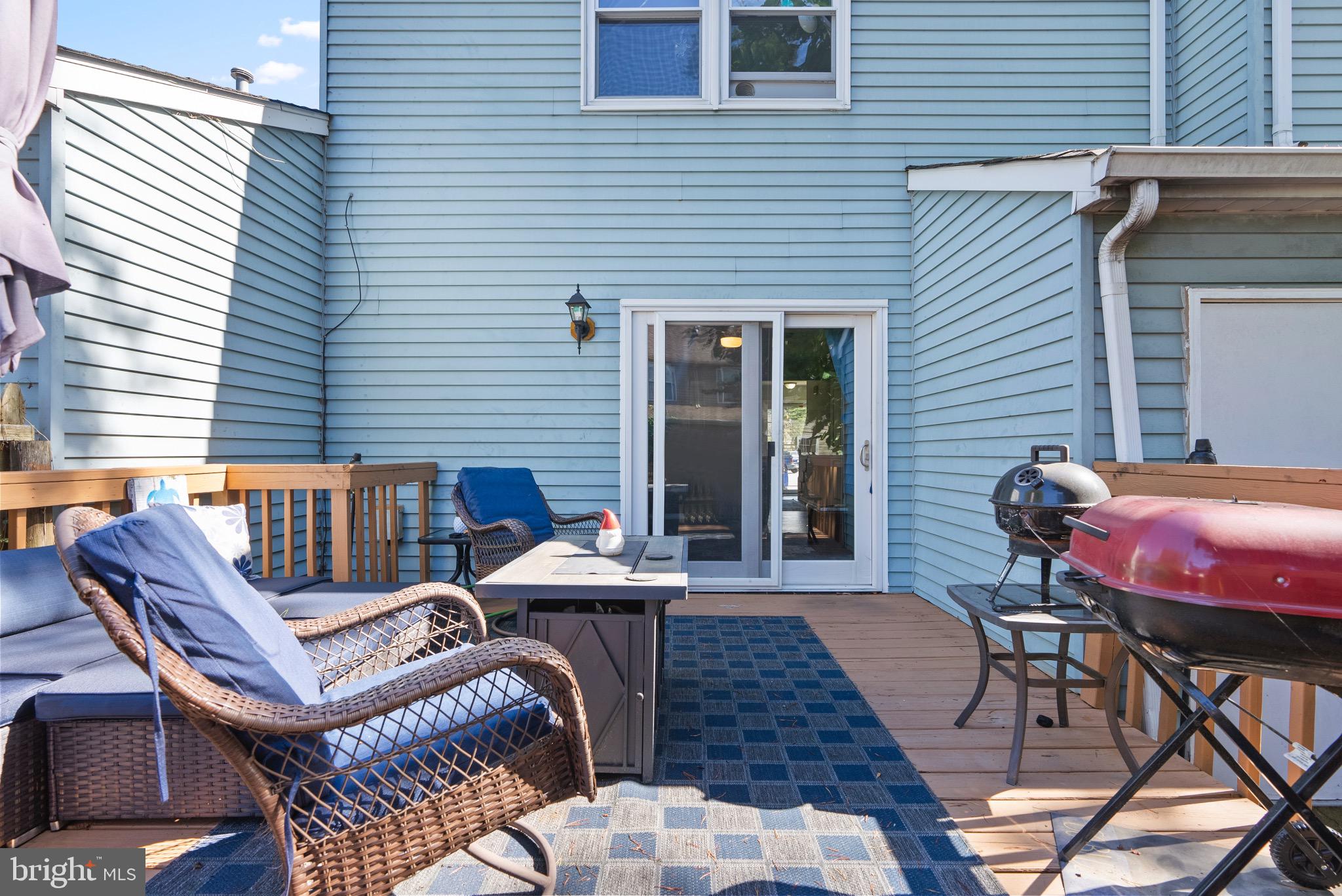 2297 MEMORIAL COURT