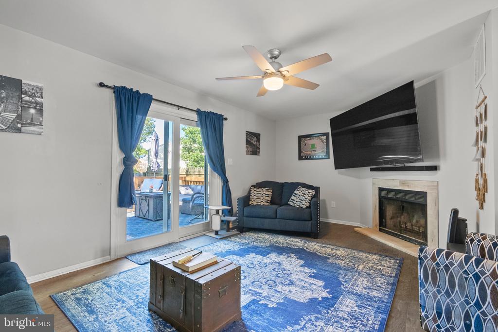2297 MEMORIAL COURT