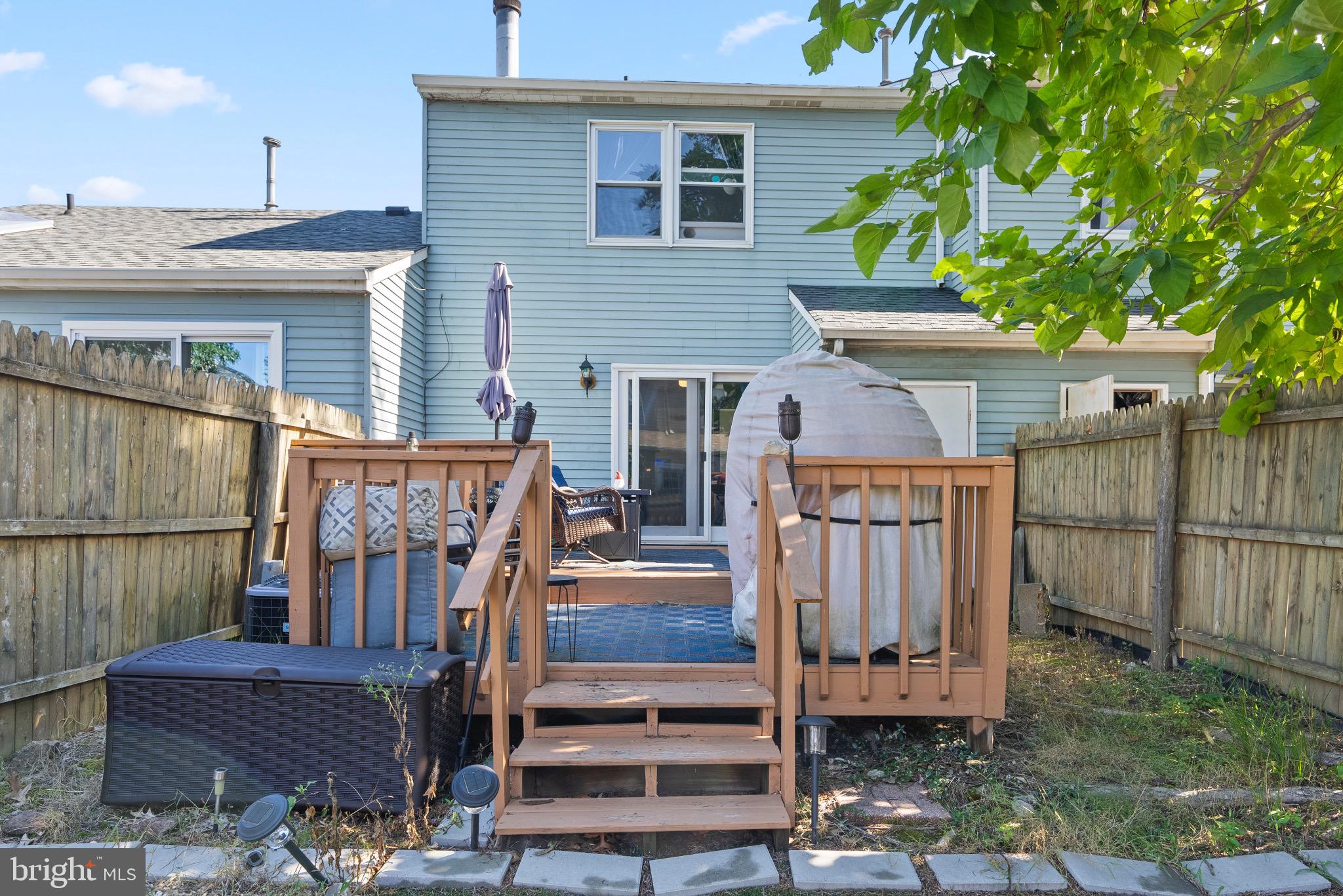 2297 MEMORIAL COURT