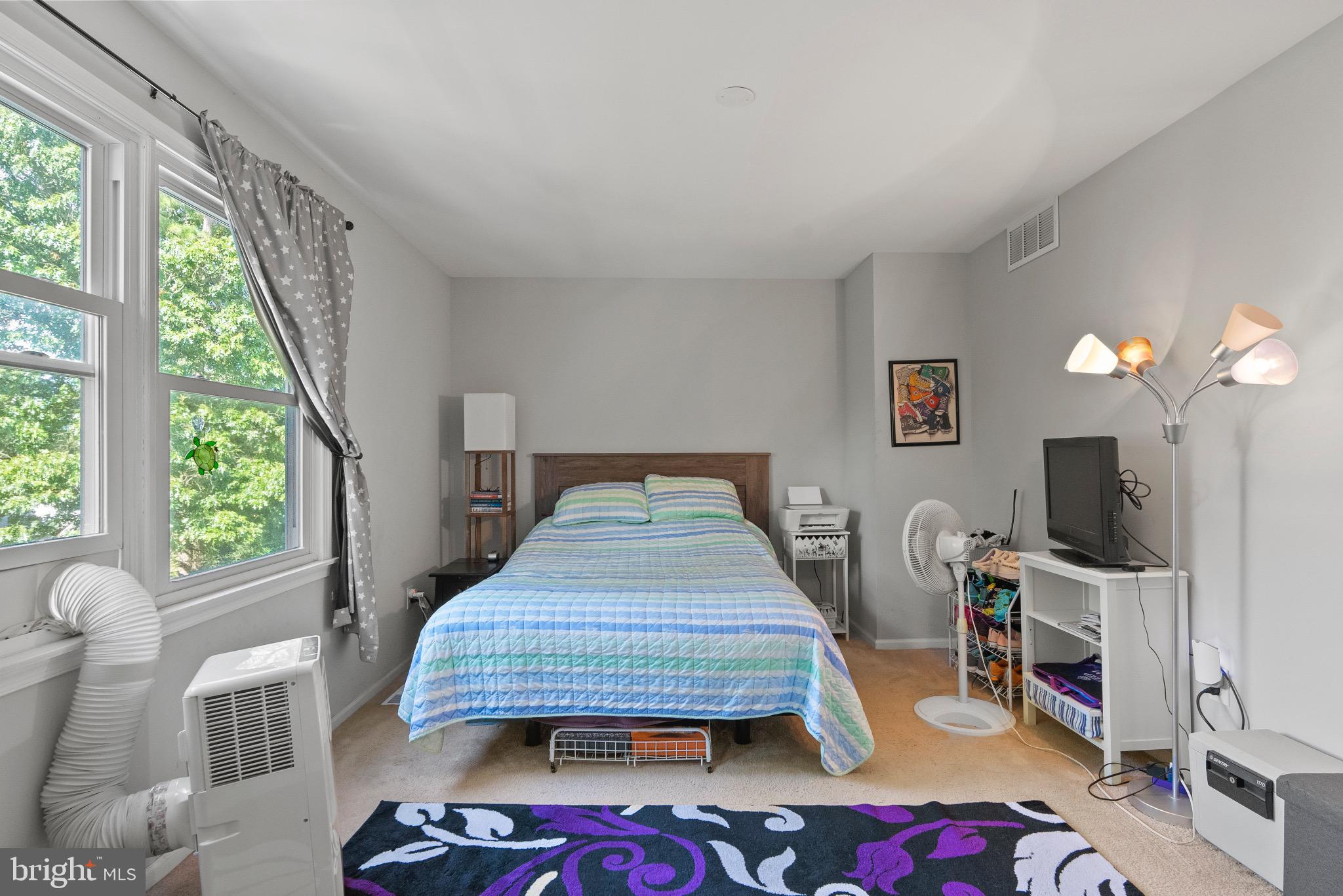 2297 MEMORIAL COURT