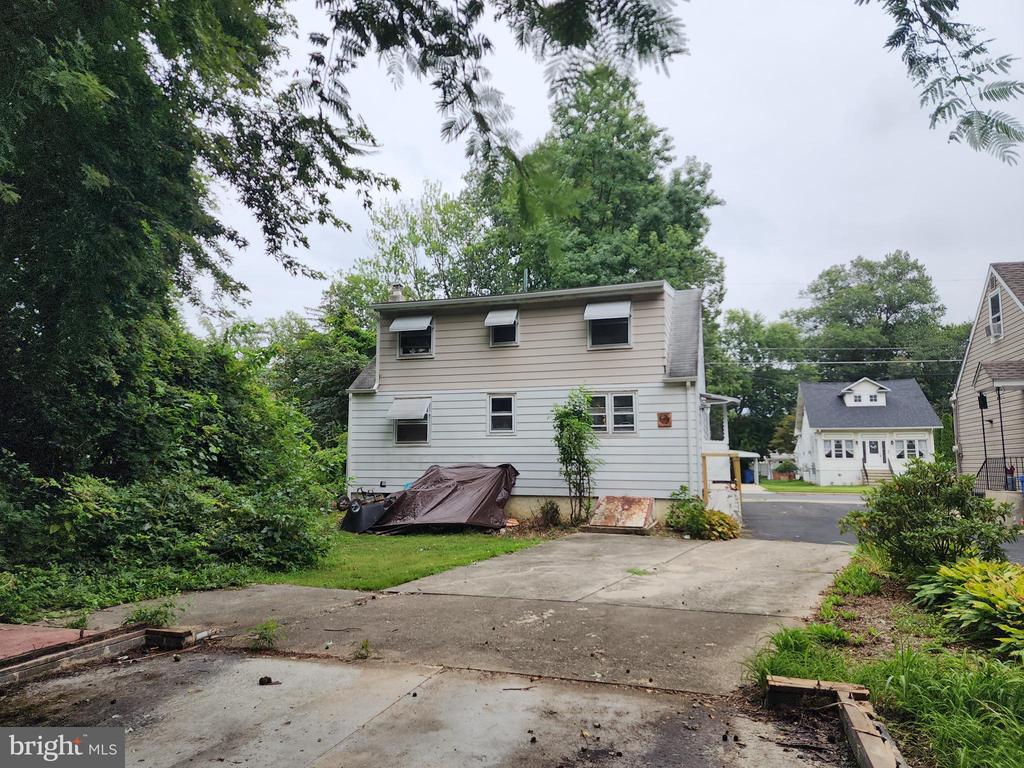 322 MONROE AVENUE