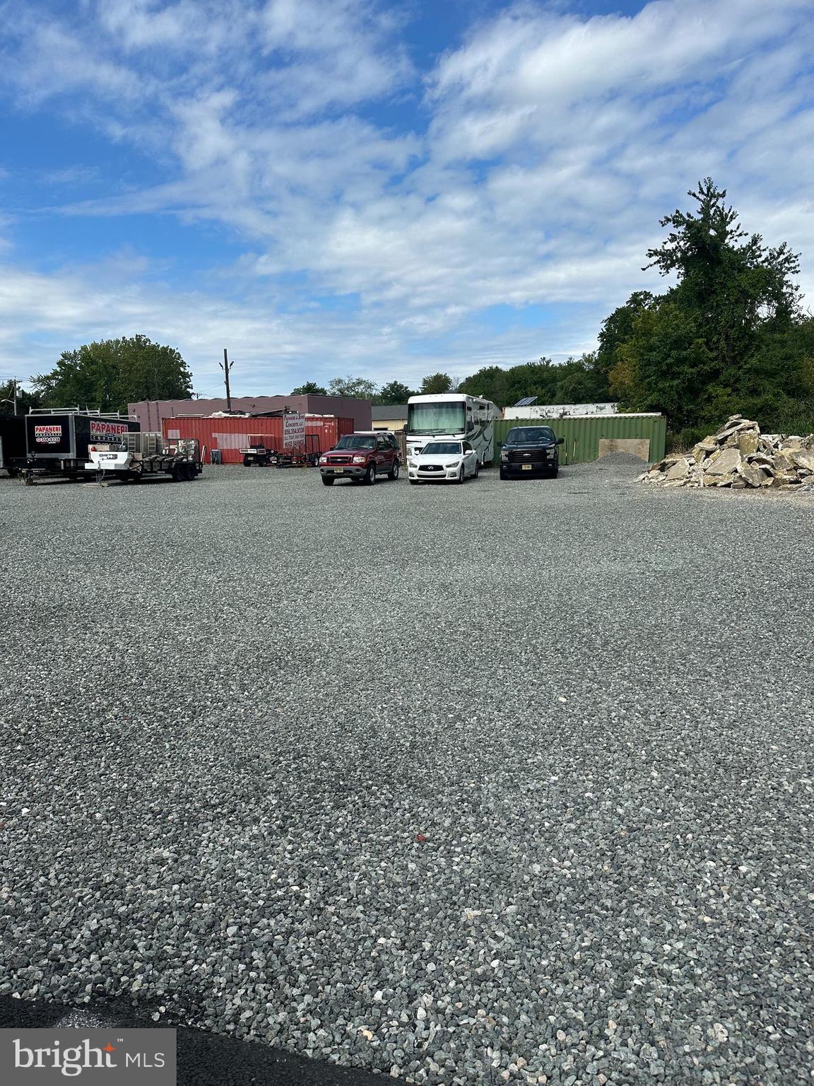 2020 FAIRFAX AVENUE 201