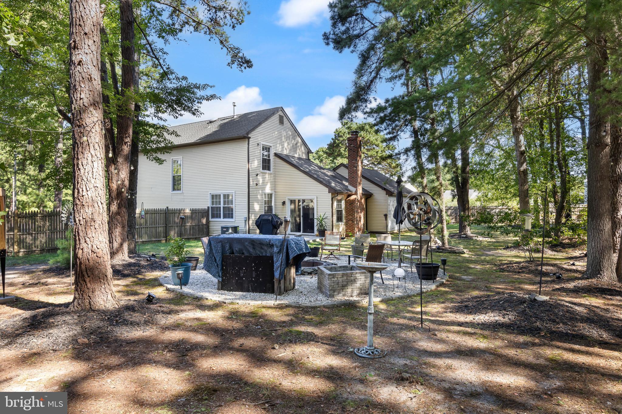 61 SHORELINE DRIVE