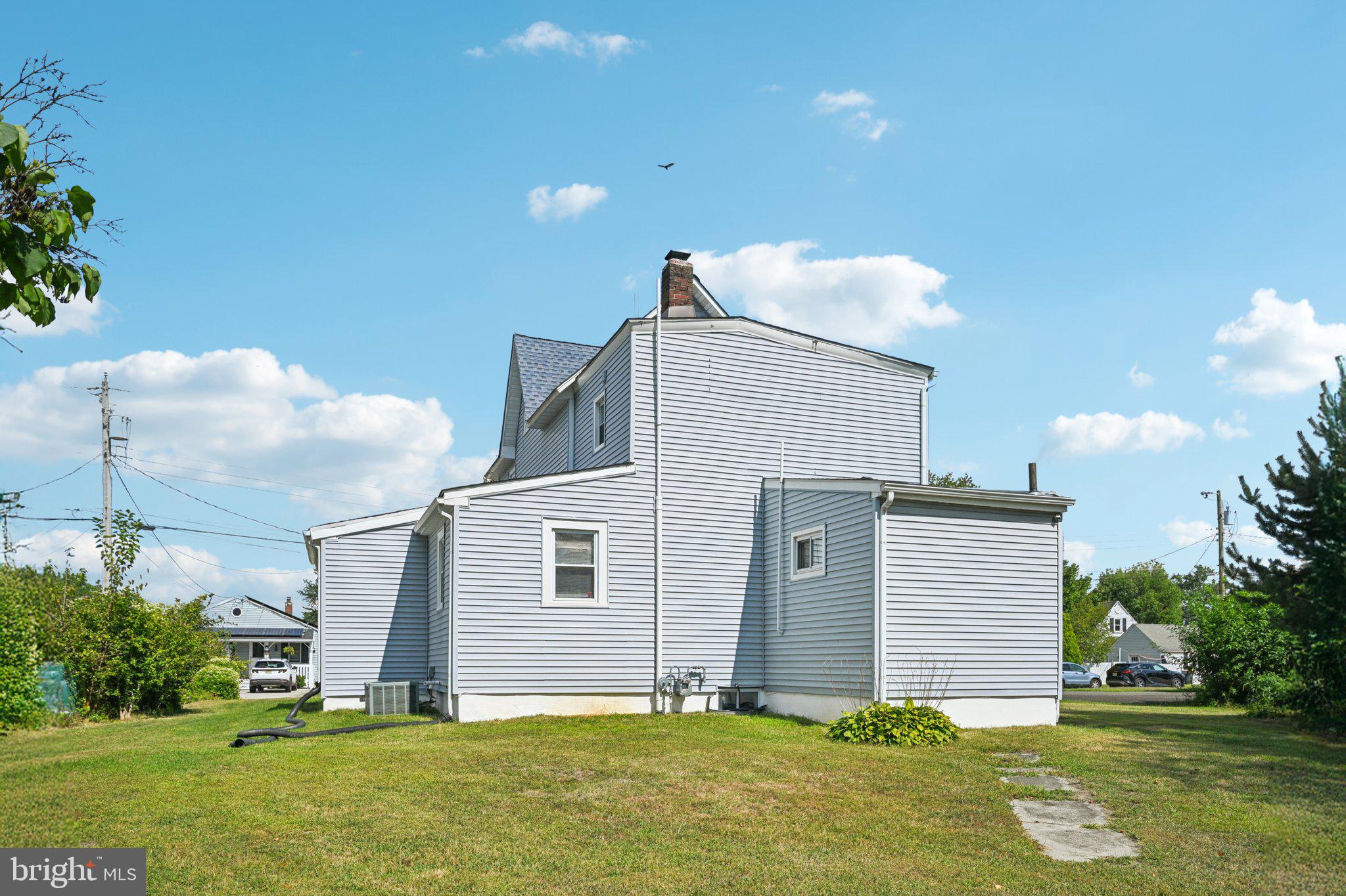 95 WARREN AVENUE