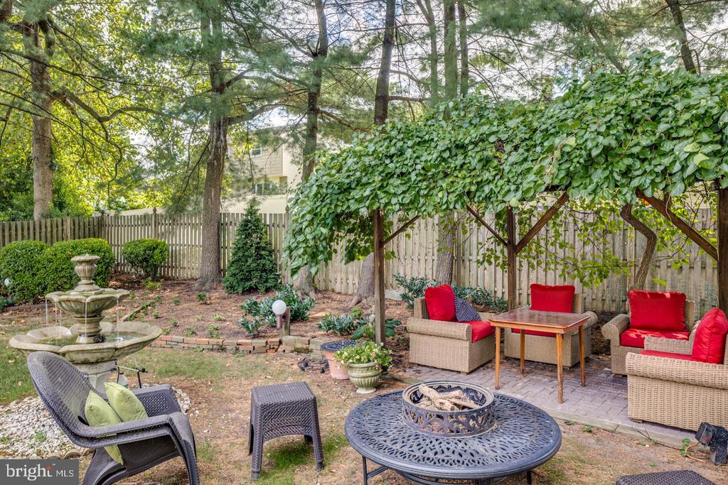 209 HARVEST ROAD