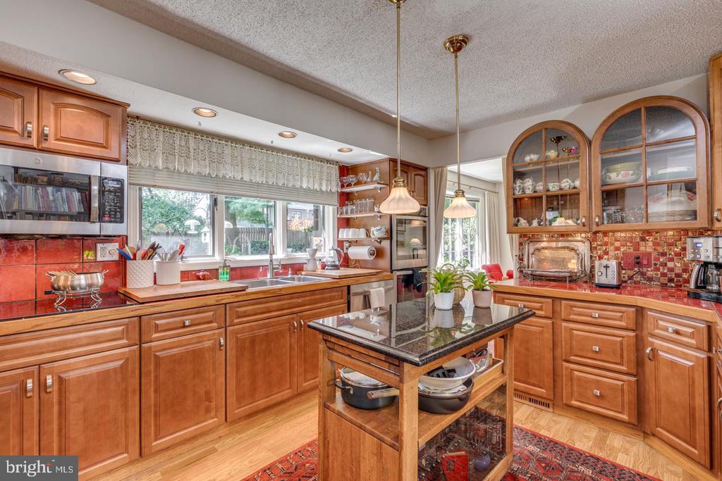 209 HARVEST ROAD