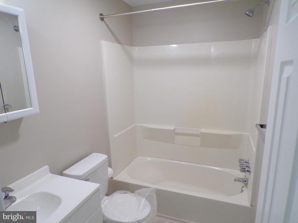 2452 HOPEWELL B