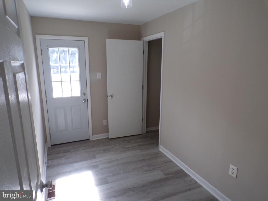 2452 HOPEWELL B