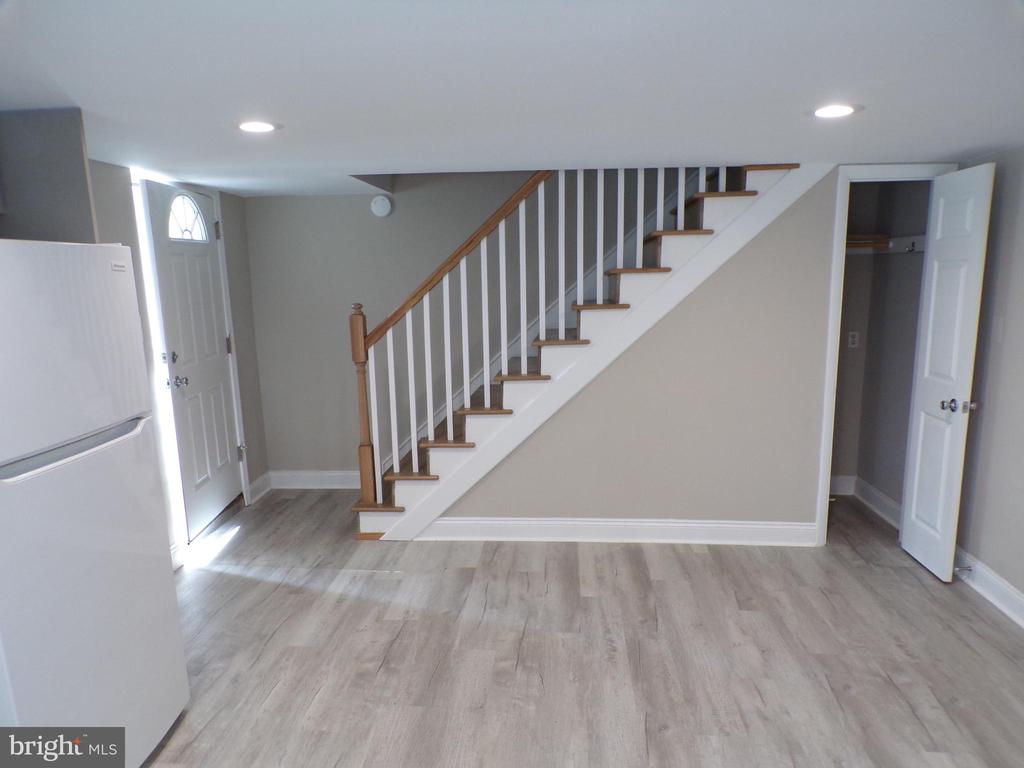 2452 HOPEWELL B