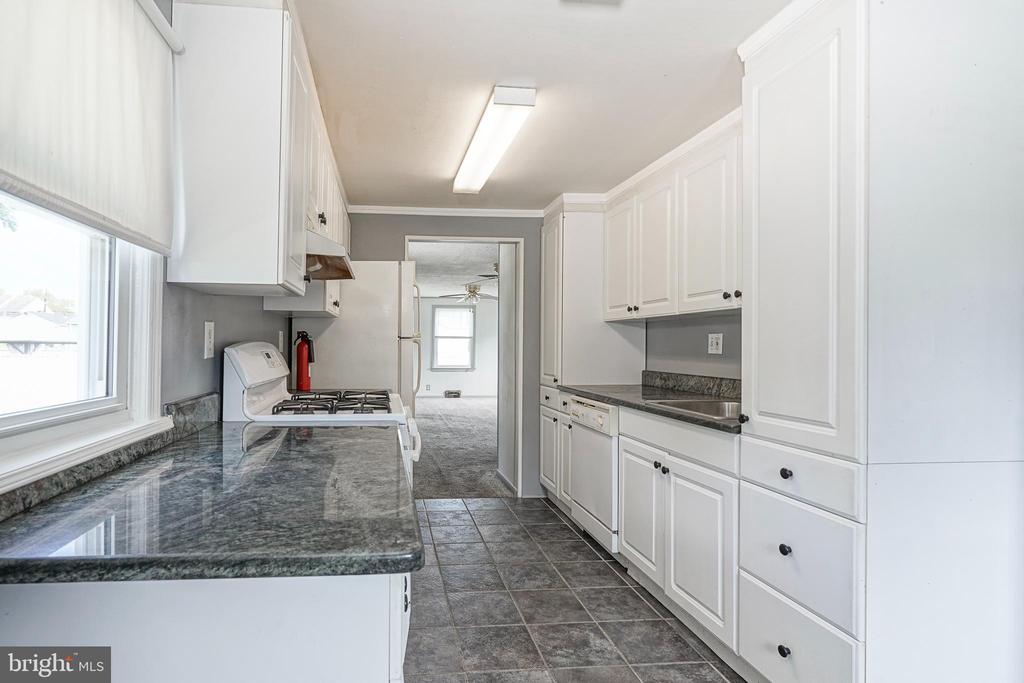 28 JEFFERSON AVENUE