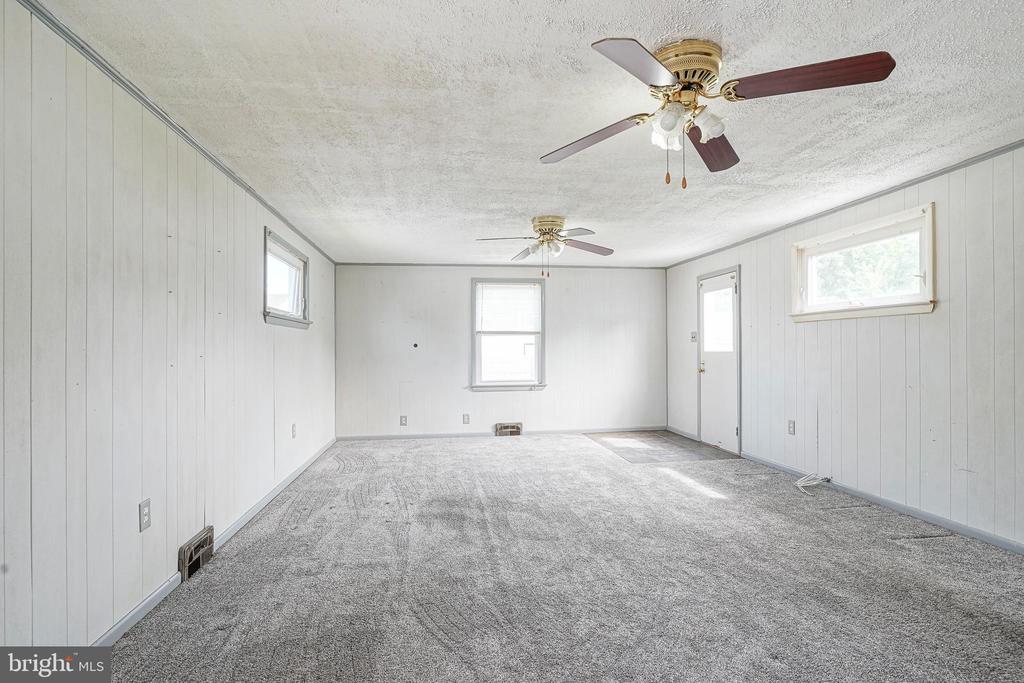28 JEFFERSON AVENUE