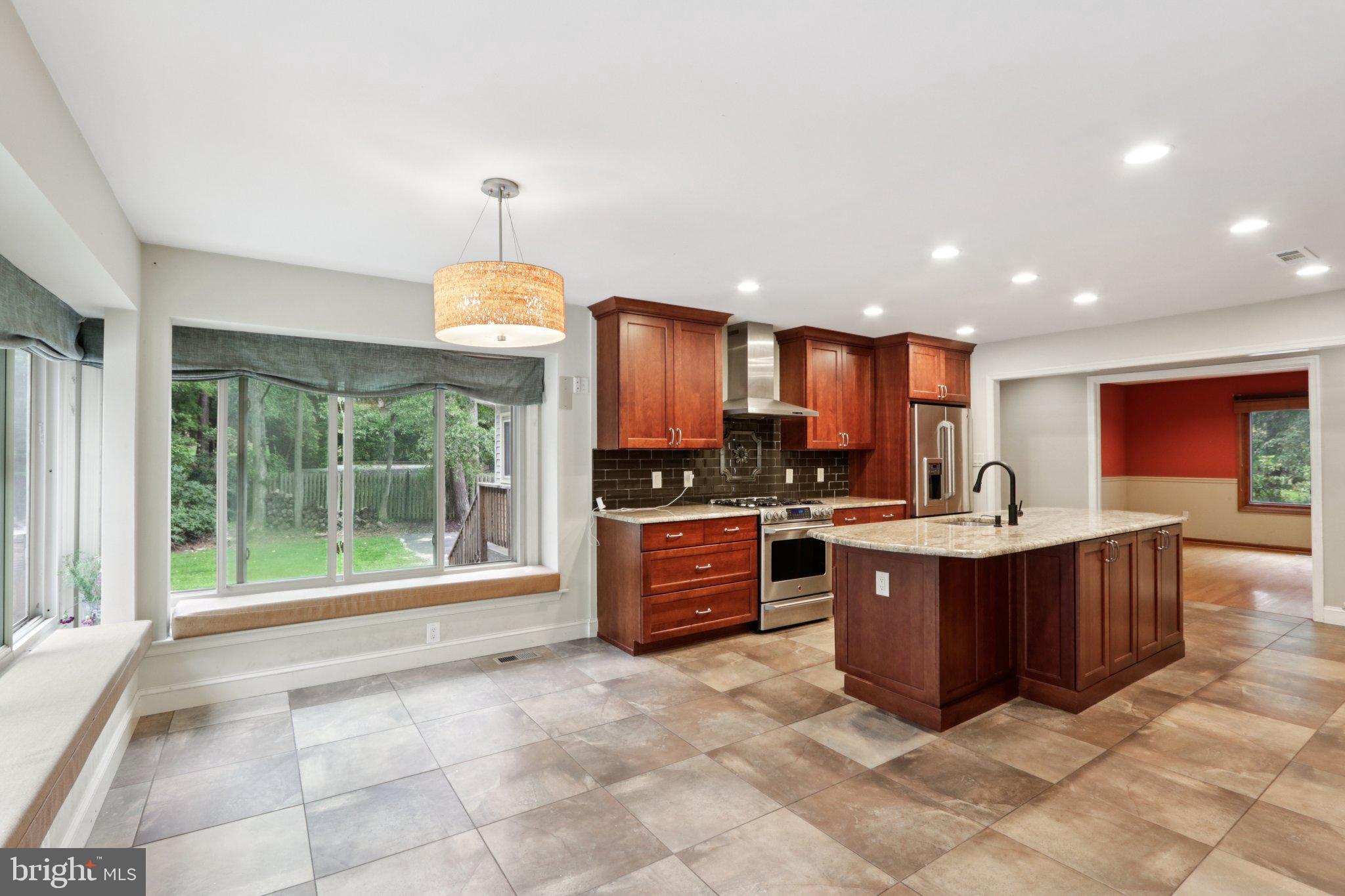 22 HOLLY OAK DRIVE