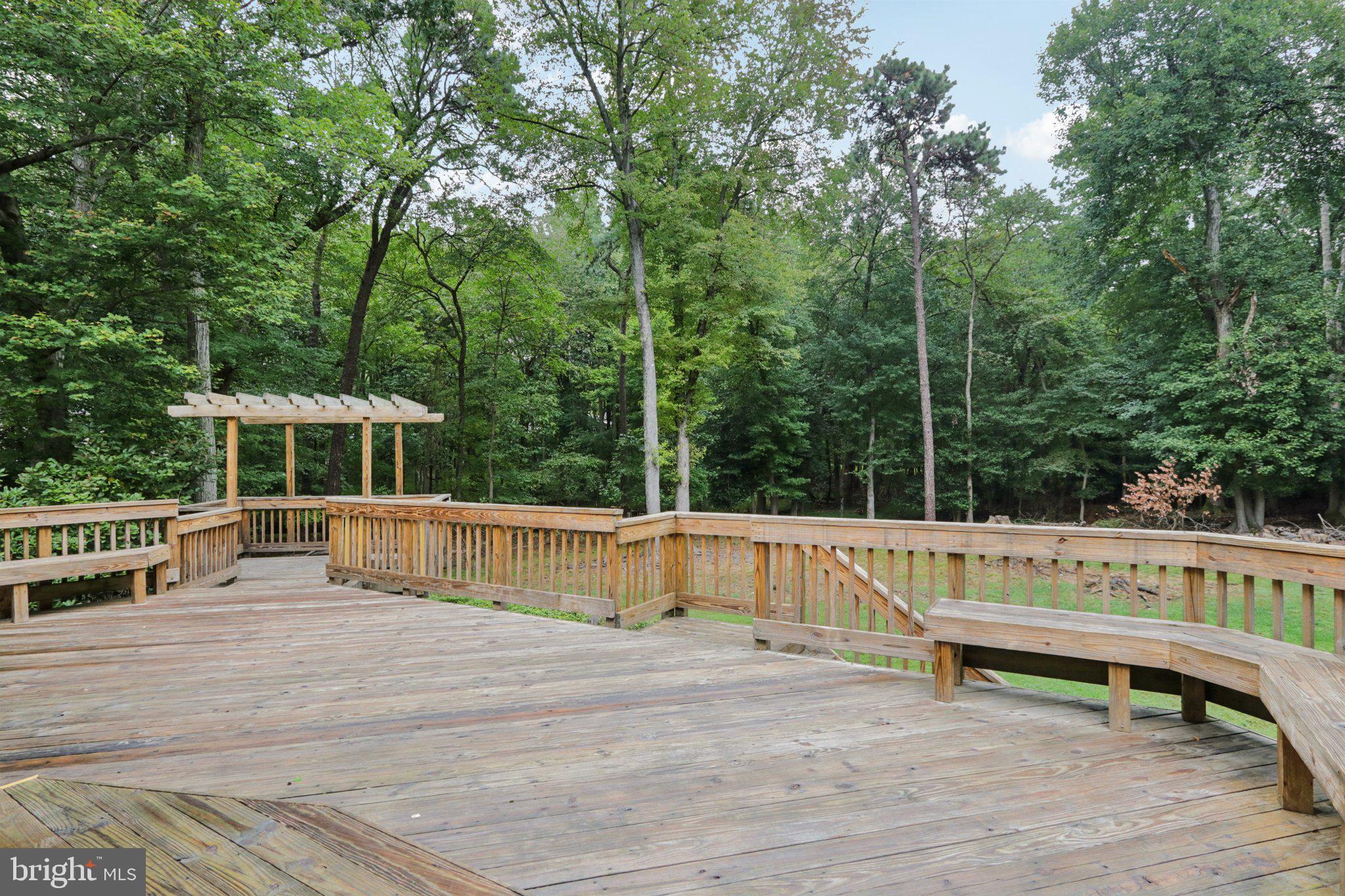 22 HOLLY OAK DRIVE