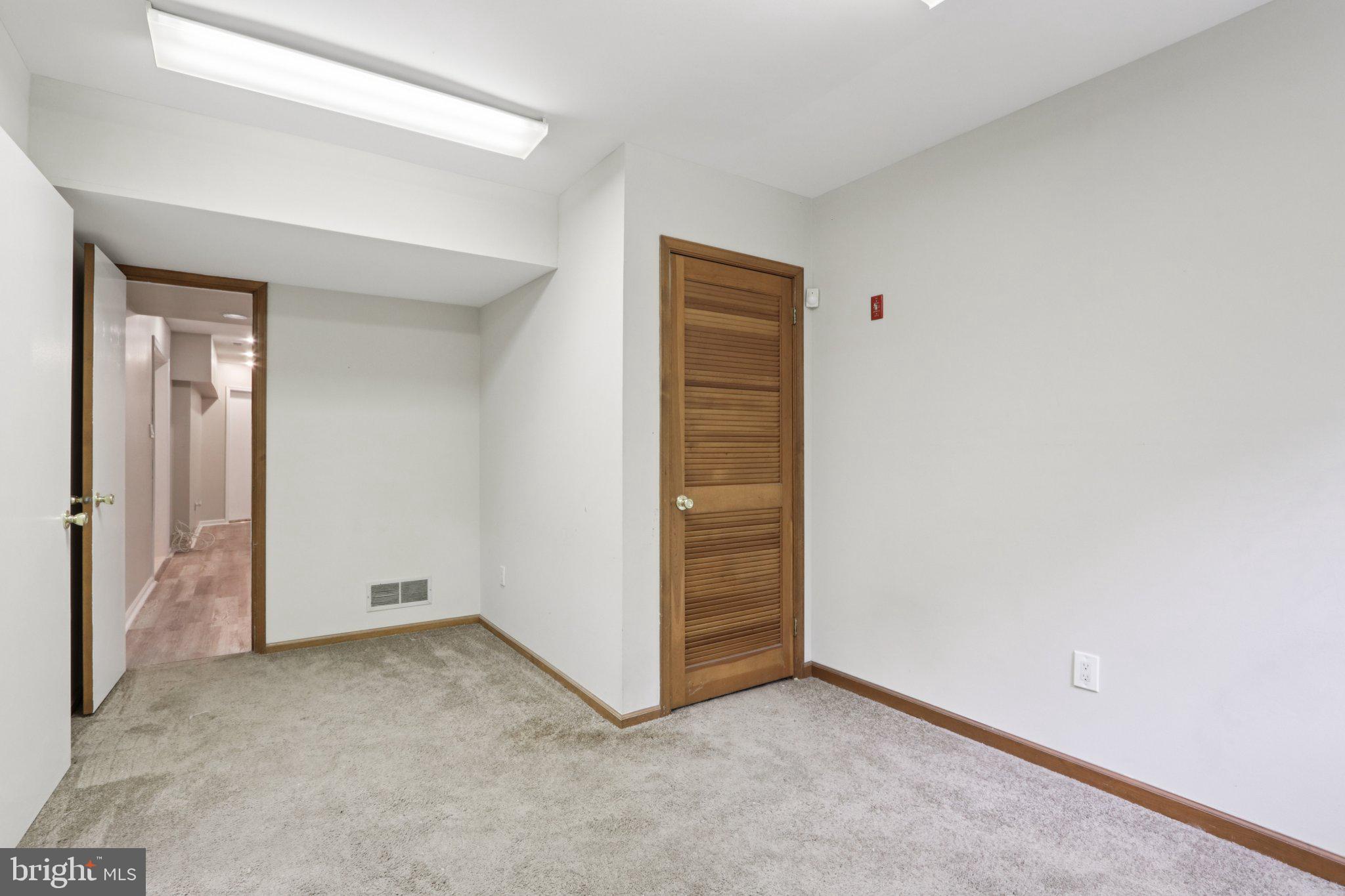 22 HOLLY OAK DRIVE